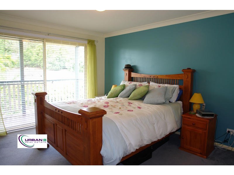 66 Gibson Cres, Bellbowrie QLD 4070